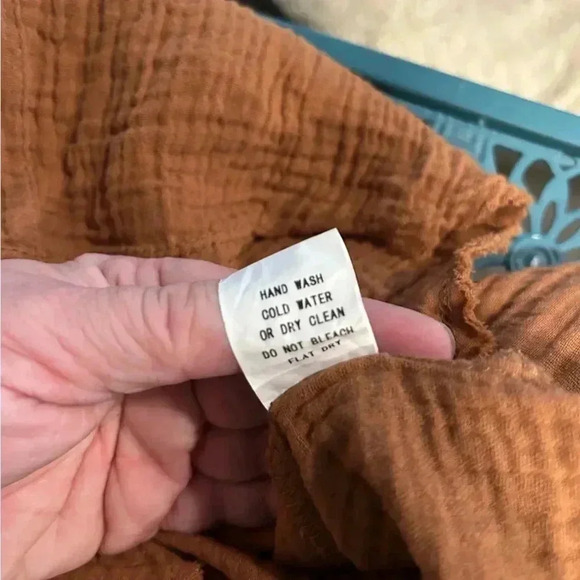 Urban Daizy Button Up - Picture 8 of 8